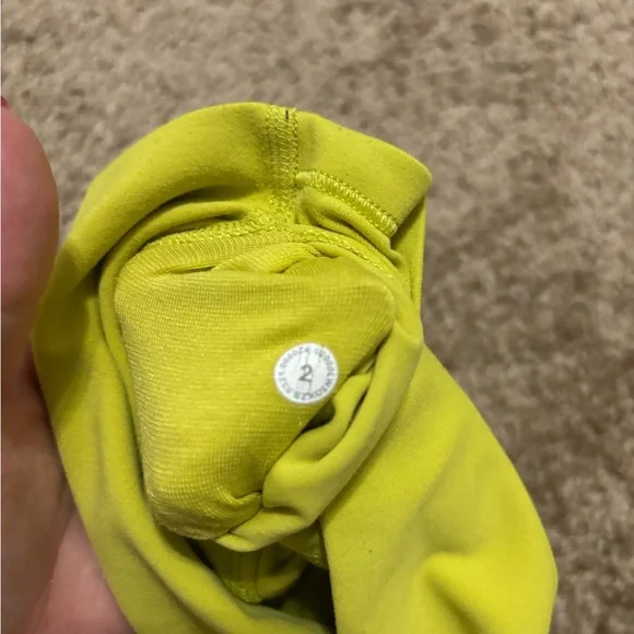 Lululemon Align High-Rise Pant 25" Yellow Serpentine Size 2 - Picture 4 of 6